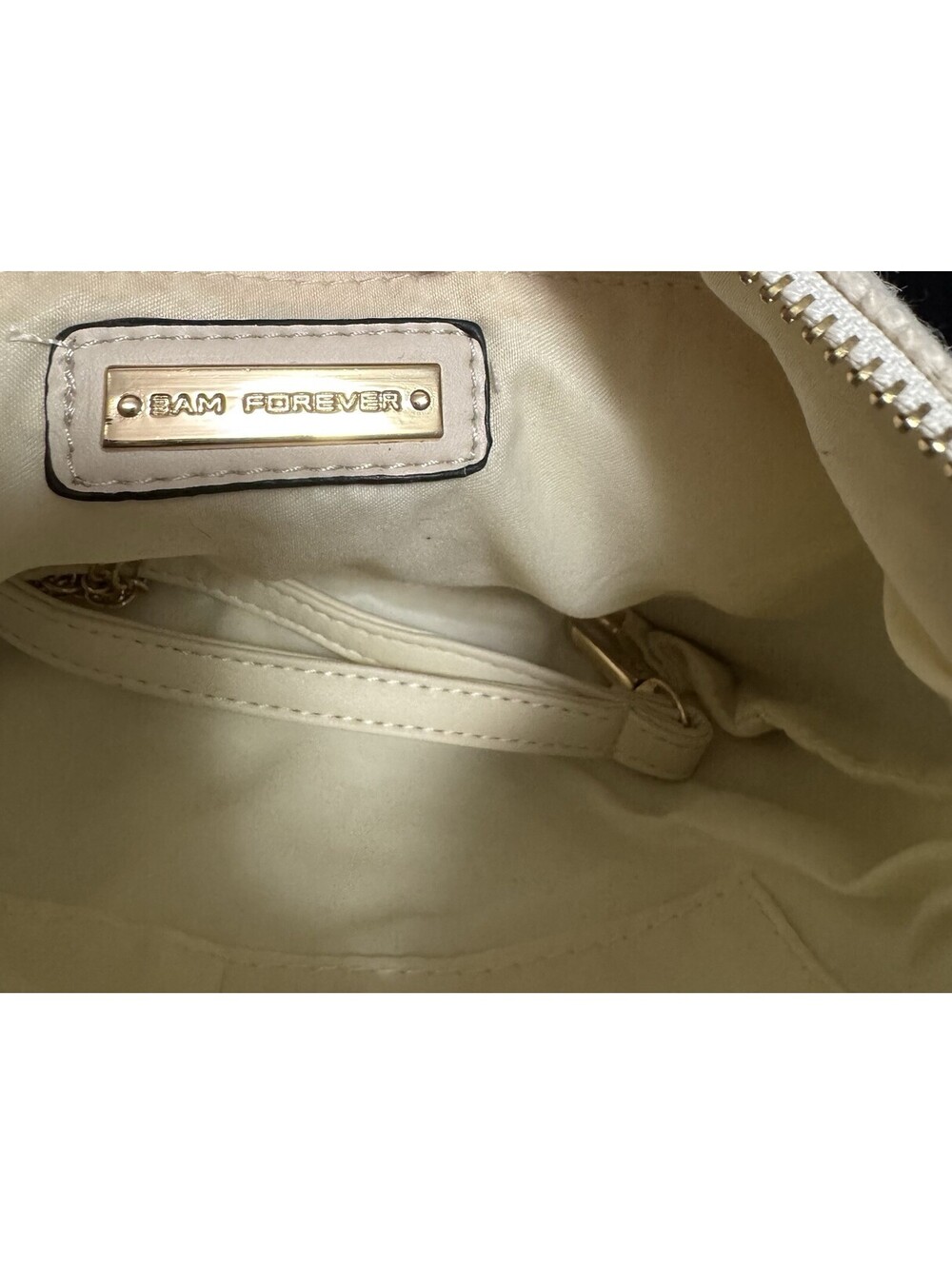 3AM Forever Embroidered Floral Butterfly Clutch Crossbody Bag Beaded NWT - Picture 4 of 7